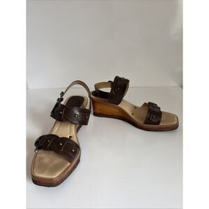 FRYE Rachael Double Strap Brown Leather Square Toe Wedge Sandals Wood Heel 9.5